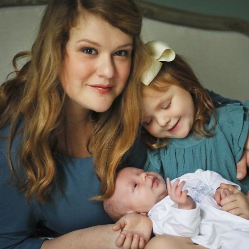 Meet your Posher, Hillary